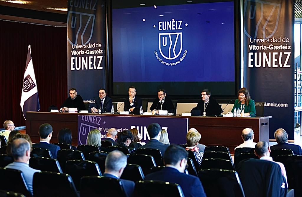 EUNEIZ Apuesta Por Incrementar La Presencia De Mujeres En Las Carreras 
